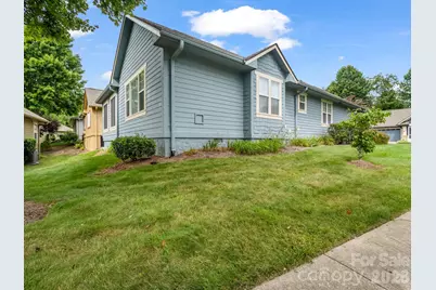 27 Gray Wolf Lane, Hendersonville, NC 28792 - Photo 33