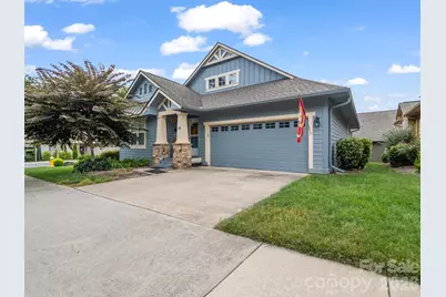 27 Gray Wolf Lane, Hendersonville, NC 28792 - Photo 3