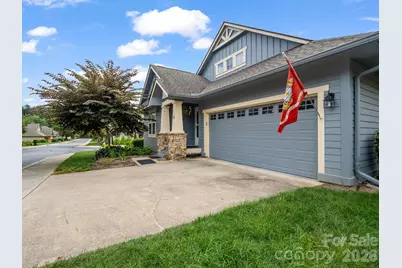 27 Gray Wolf Lane, Hendersonville, NC 28792 - Photo 29