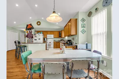 27 Gray Wolf Lane, Hendersonville, NC 28792 - Photo 13