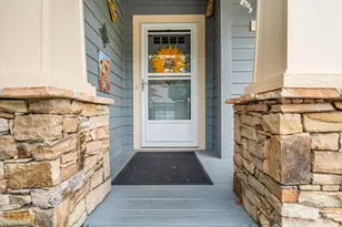 27 Gray Wolf Ln, Hendersonville, NC 28792 - Photo 5