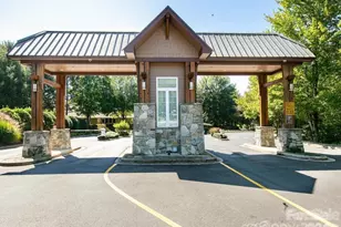 27 Gray Wolf Ln, Hendersonville, NC 28792 - Photo 39