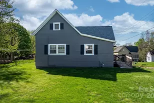 71 14th St SE, Hickory, NC 28602 - Photo 19