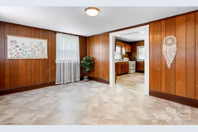 71 14th Street SE, Hickory, NC 28602 - Photo 5