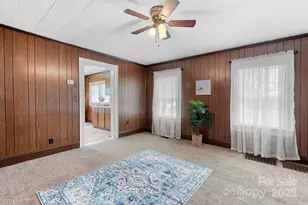 71 14th St SE, Hickory, NC 28602 - Photo 3