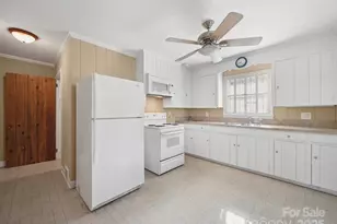 202 Greenwood Ln, Wadesboro, NC 28170 - Photo 9