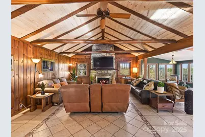 20 Fairview Heights Drive, Hendersonville, NC 28739 - Photo 7