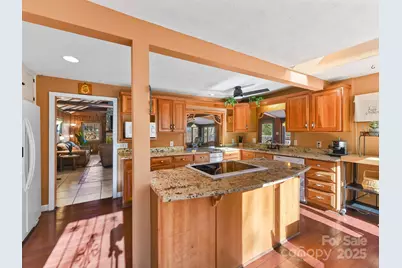 20 Fairview Heights Drive, Hendersonville, NC 28739 - Photo 13