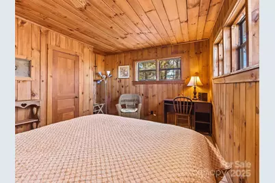 20 Fairview Heights Drive, Hendersonville, NC 28739 - Photo 19