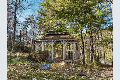 20 Fairview Heights Drive, Hendersonville, NC 28739 - Photo 33