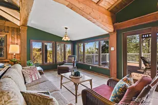 20 Fairview Heights Dr, Hendersonville, NC 28739 - Photo 9