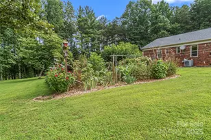 2423 Warrior Fork Trail, Morganton, NC 28655 - Photo 31