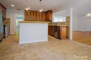 1123 Lynbrook Dr, Charlotte, NC 28211 - Photo 17