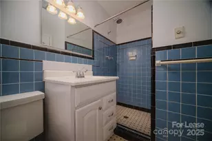 1123 Lynbrook Dr, Charlotte, NC 28211 - Photo 37