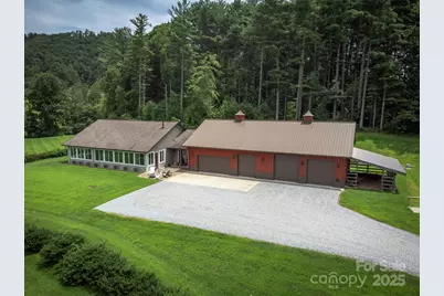 326 Golden Valley Drive, Hendersonville, NC 28792 - Photo 21