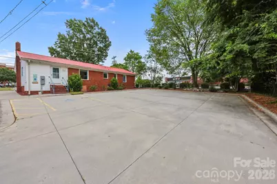 2960 Dale Earnhardt Boulevard, Kannapolis, NC 28083 - Photo 23