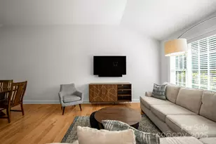 4816 Fairheath Rd, Charlotte, NC 28210 - Photo 5