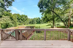 8117 Shannon Woods Ln, Matthews, NC 28104 - Photo 19