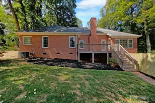 8117 Shannon Woods Ln, Matthews, NC 28104 - Photo 23