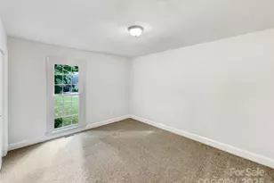 8117 Shannon Woods Ln, Matthews, NC 28104 - Photo 15