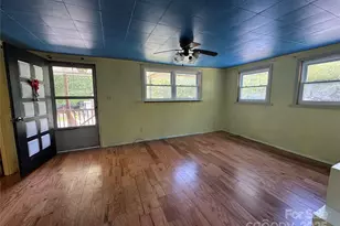 111 Kenneth Cooper Rd, Whittier, NC 28789 - Photo 17