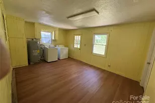 111 Kenneth Cooper Rd, Whittier, NC 28789 - Photo 19