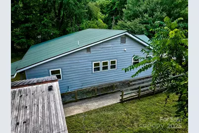 111 Kenneth Cooper Road, Whittier, NC 28789 - Photo 15