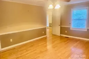 252 Deerfield St SE, Lenoir, NC 28645 - Photo 9