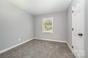 5915 Bluebonnet Rd, Charlotte, NC 28212 - Photo 21