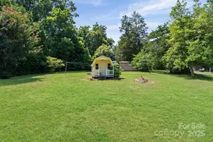 305 Ridge Dr, Mount Holly, NC 28120 - Photo 31