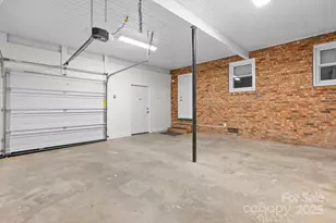 1071 12th Ave NW, Hickory, NC 28601 - Photo 21