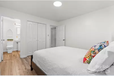 1071 12th Avenue NW, Hickory, NC 28601 - Photo 15