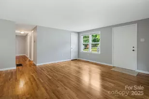 82 Maney Ave, Asheville, NC 28804 - Photo 5