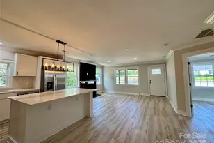 142 S Morrow Ave, Albemarle, NC 28001 - Photo 33