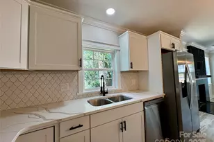 142 S Morrow Ave, Albemarle, NC 28001 - Photo 17