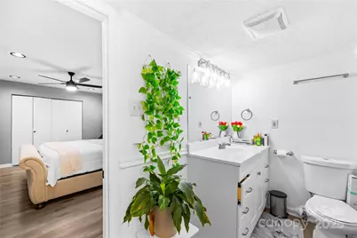 911 Wilson W Lee Boulevard, Statesville, NC 28677 - Photo 23