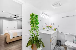 911 Wilson W Lee Blvd, Statesville, NC 28677 - Photo 23