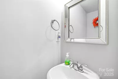 911 Wilson W Lee Boulevard, Statesville, NC 28677 - Photo 19