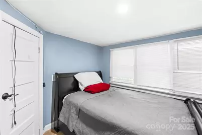 911 Wilson W Lee Boulevard, Statesville, NC 28677 - Photo 27