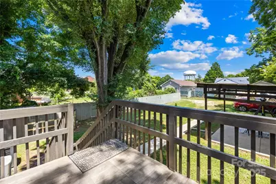 911 Wilson W Lee Boulevard, Statesville, NC 28677 - Photo 29