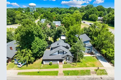 911 Wilson W Lee Boulevard, Statesville, NC 28677 - Photo 35