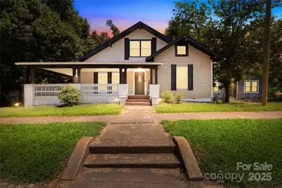 911 Wilson W Lee Boulevard, Statesville, NC 28677 - Photo 1