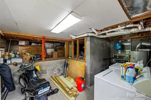 11 Pinewood Rd, Asheville, NC 28805 - Photo 25