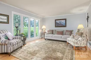 231 Kimberly Ann Dr, Hendersonville, NC 28792 - Photo 9