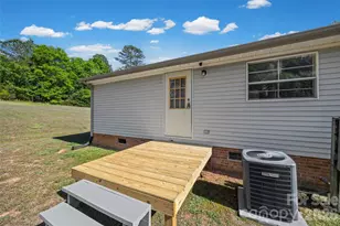 953 Bollinger Pond Dr, Clover, SC 29710 - Photo 23