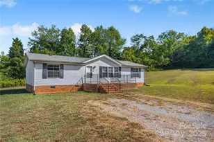 953 Bollinger Pond Dr, Clover, SC 29710 - Photo 5