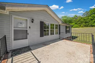 953 Bollinger Pond Dr, Clover, SC 29710 - Photo 3