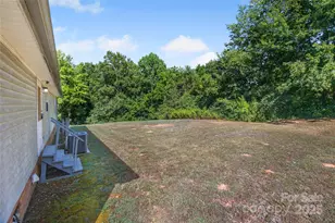 953 Bollinger Pond Dr, Clover, SC 29710 - Photo 25