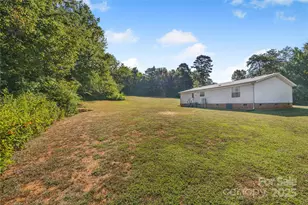 953 Bollinger Pond Dr, Clover, SC 29710 - Photo 27