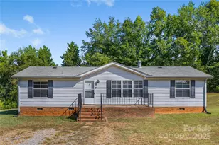 953 Bollinger Pond Dr, Clover, SC 29710 - Photo 1